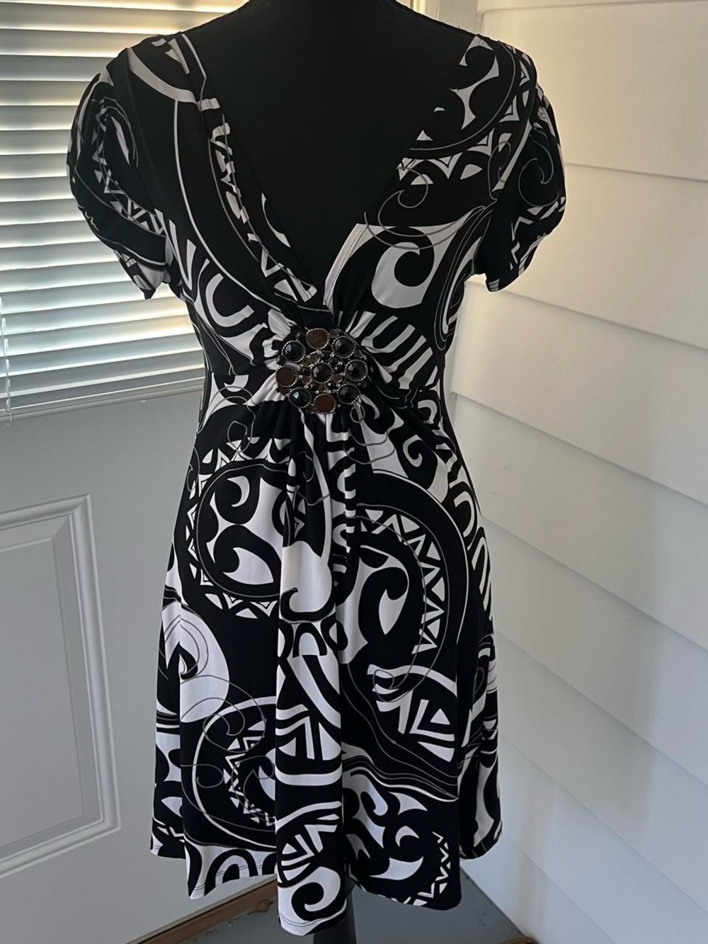 Y2K heartsoul tie back ruffle midi dress